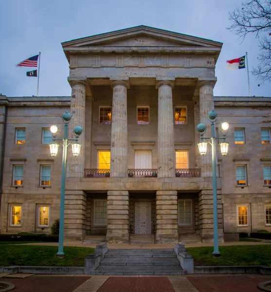 Colunas Legislatura Estadual Carolina Norte — Fotografia de Stock