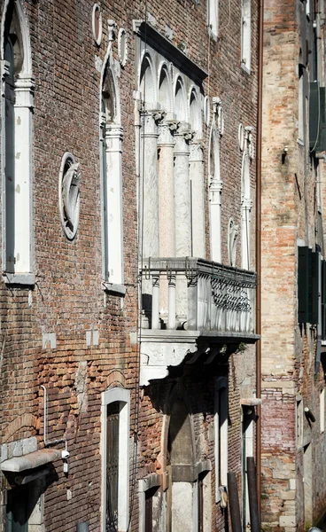 Piccolo balcone venezia — Foto Stock