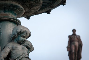 Melek heykeli Lizbon