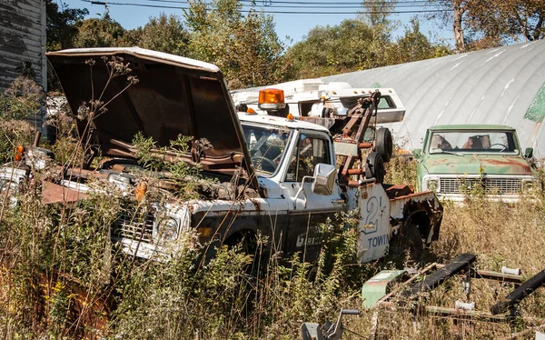 Abandon tow truck — Stock Photo, Image