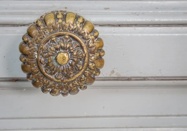 brass door pull