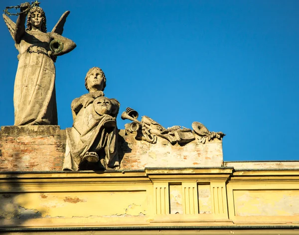 Kobiece statua Bolonia — Zdjęcie stockowe