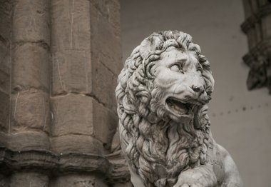 Aslan heykeli Floransa