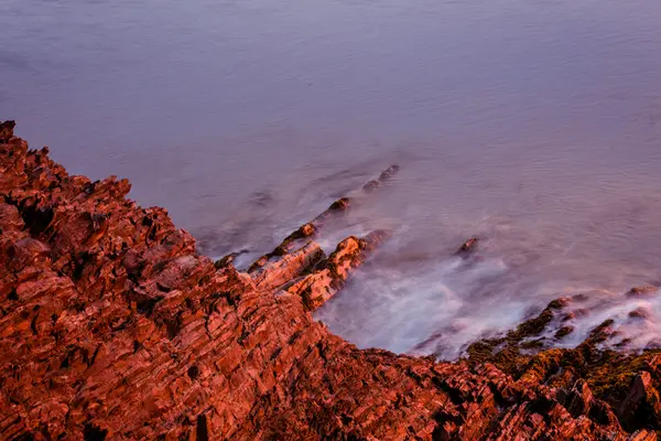 Falaises déchiquetées de nova scotia — Photo