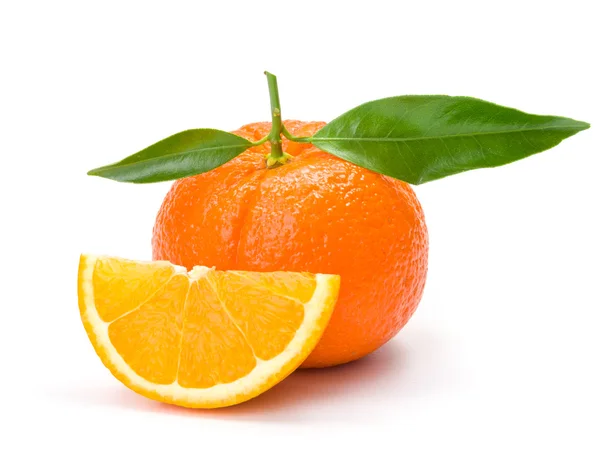 오렌지 오순절 조각과 잎 — 스톡 사진