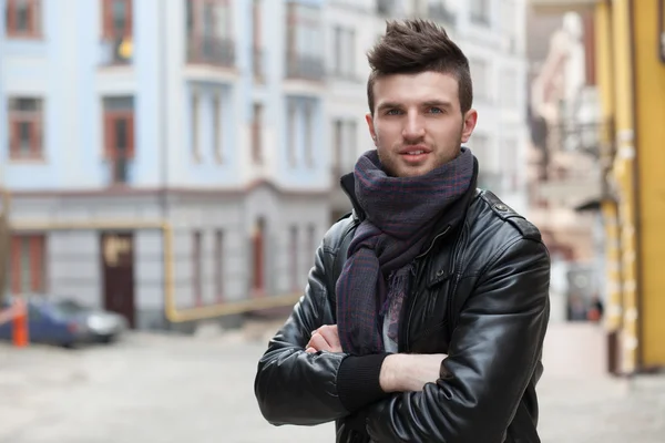 Street photo of stylish guy — Stock Photo, Image