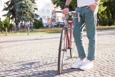 Şık adam Vintage yarış bisikleti