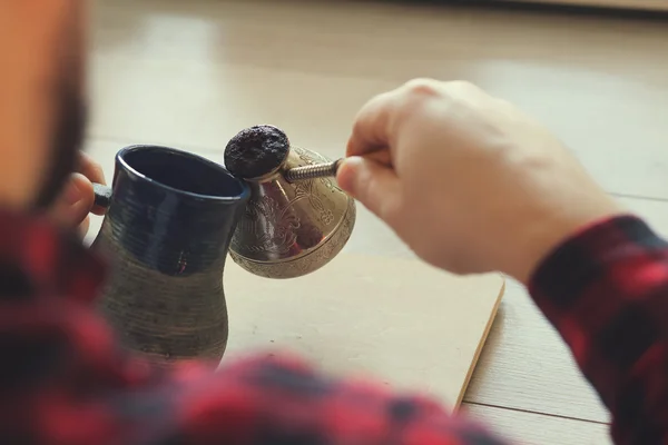 Ev yapımı doğal kahve yapma — Stok fotoğraf