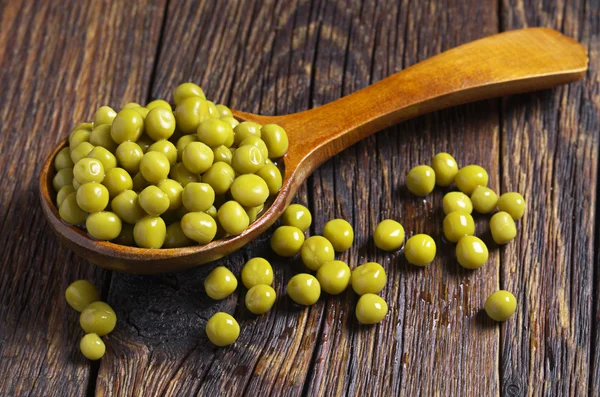 Green peas canned — Stock Photo, Image