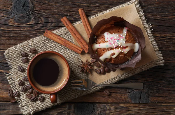 Coffee and muffin — Stock Photo, Image