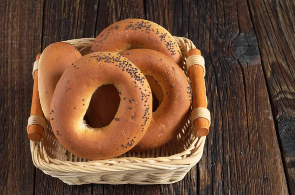 Bagels com sementes de papoila — Fotografia de Stock