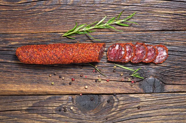 Salsicce di salame affettate — Foto Stock