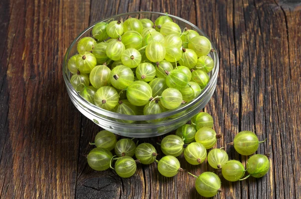 Stachelbeeren in Schale — Stockfoto