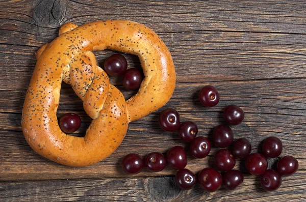 Haşhaş tohumu ile simit — Stok fotoğraf