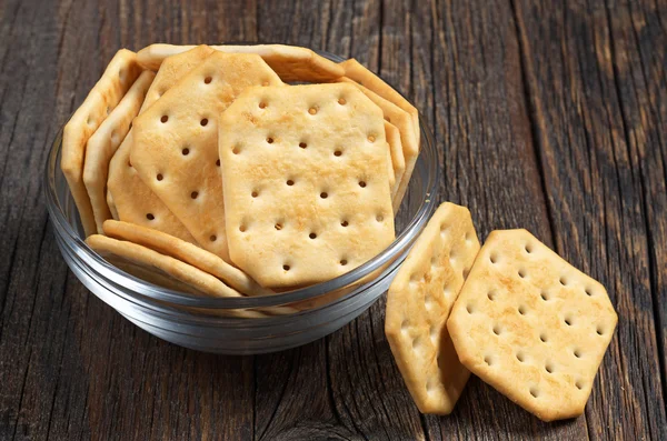 Galletas en tazón —  Fotos de Stock