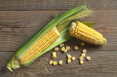 Olgun tatlı mısır  