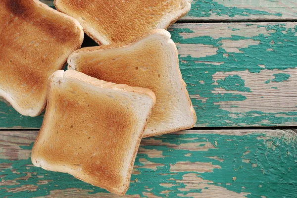 Toastbrot Auf Altem Grünen Holztisch Draufsicht Mit Kopierraum — Stockfoto