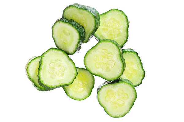 Zelená Nakrájená Okurka Izolovaná Bílém Pozadí Horní Pohled — Stock fotografie