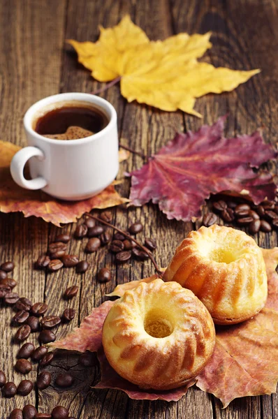 Två muffin och kaffe — Stockfoto