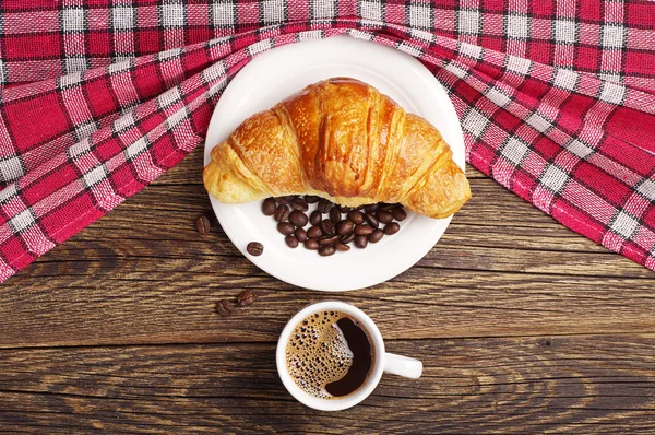 Coffee with croissant — Stock Photo, Image