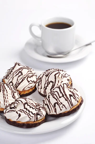 Biscotti con marshmallow e caffè — Foto Stock