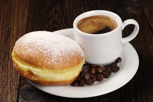 Berliner donut with coffee — Stock Photo, Image