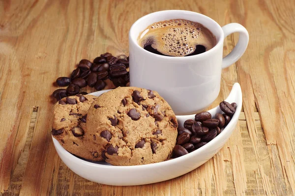 コーヒーとチョコレートクッキー — ストック写真