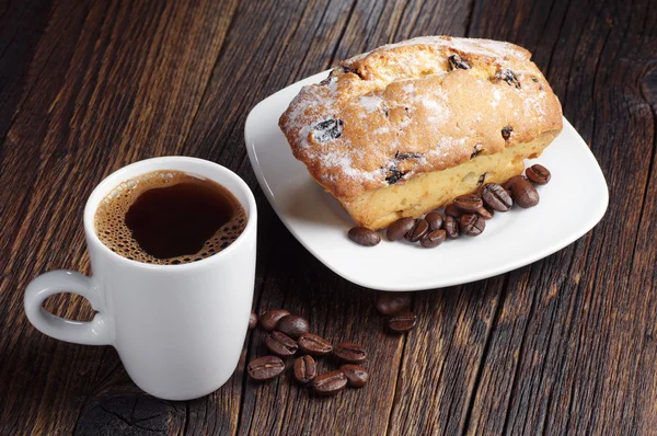 Coffee and cupcake — Stock Photo, Image