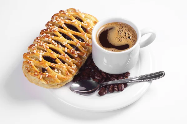 Prato com pão e xícara de café — Fotografia de Stock