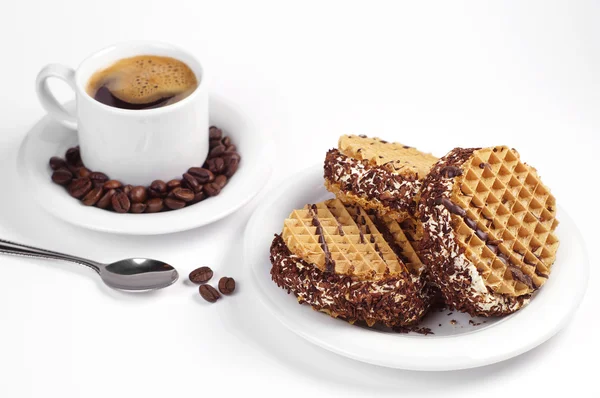 Galletas de chocolate con crema y café —  Fotos de Stock