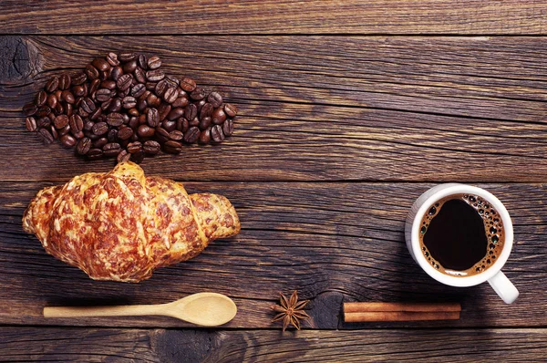 Croissant with cheese and coffee — Stock Photo, Image