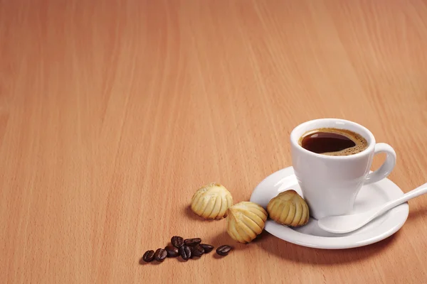 Kaffekopp och cookies — Stockfoto