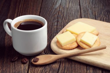 Kahve ve chesses kraker