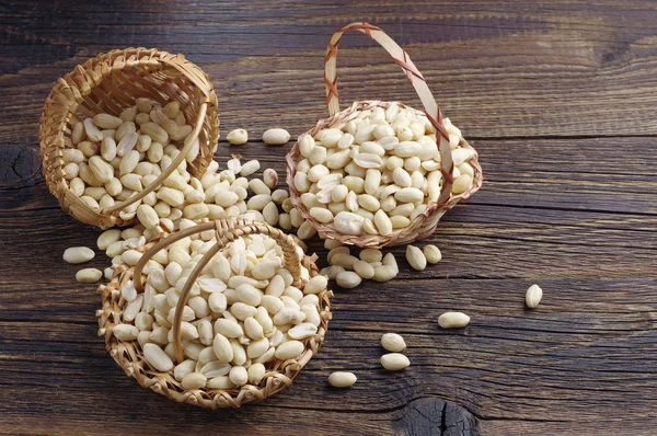 Cacahuetes en cestas —  Fotos de Stock