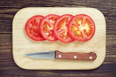 Olgun domates dilimleri