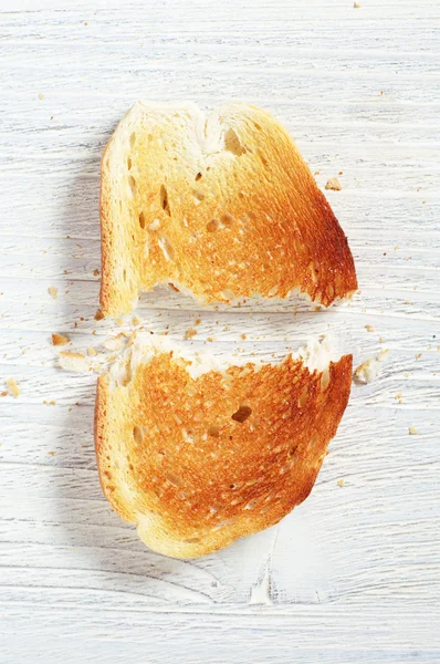 Pão torrado rasgado — Fotografia de Stock