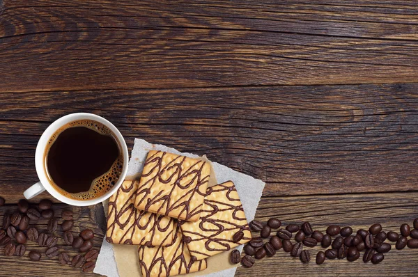 Coffee and cookies on old table — Stock Photo, Image