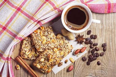 kahve ve fındıklı kurabiye