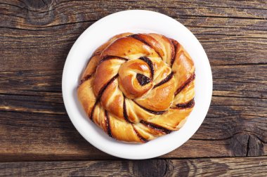 Reçel ile taze buns