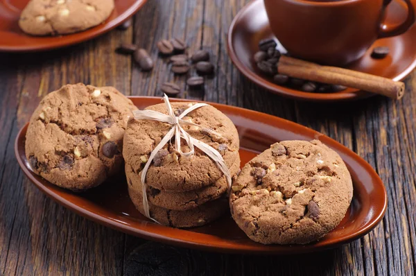 çikolata kurabiye ve kahve