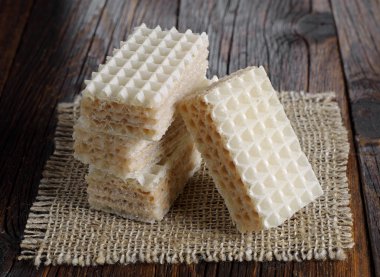 Yığın gofret masada