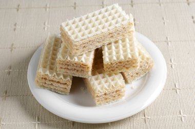 Tatlı masaya gofret