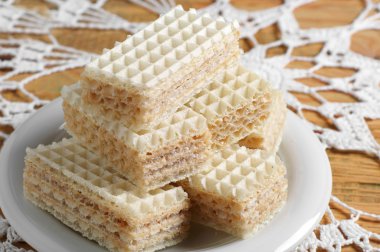 Gofret rustik masada