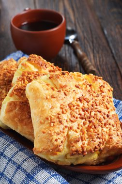 Fındık ve kahve ile buns 