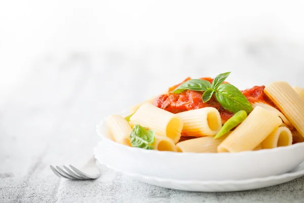 Pasta med tomatsås — Stockfoto