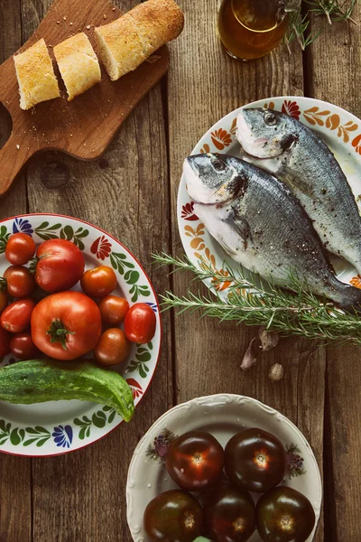 Peixe e legumes — Fotografia de Stock