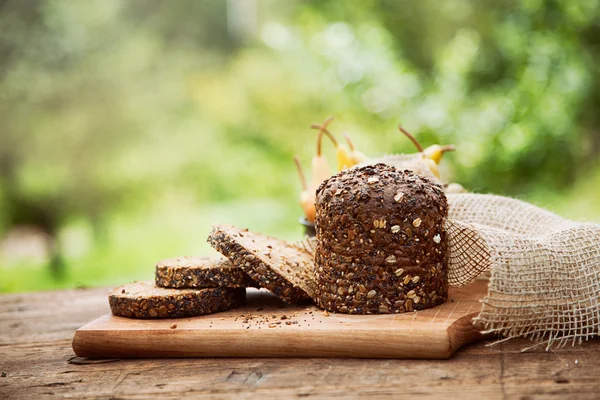 Frisches Brot — Stockfoto