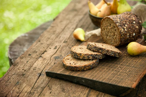 Frisches Brot — Stockfoto