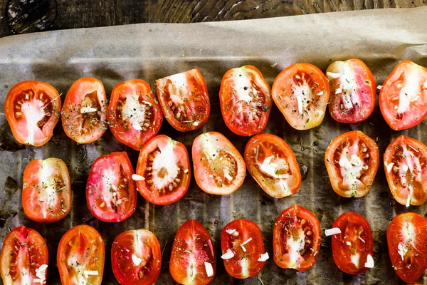 Tomates secos al sol — Foto de Stock