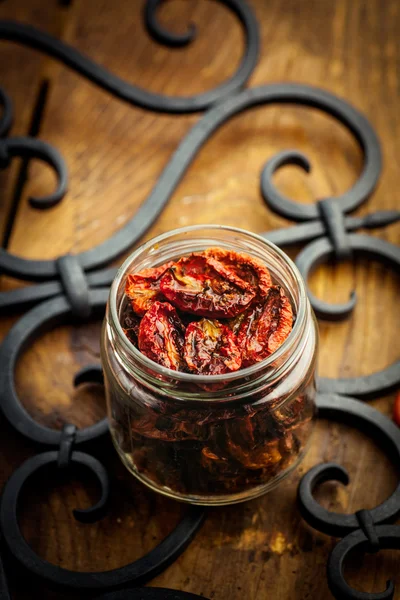 Sun dried tomatoes — Stock Photo, Image